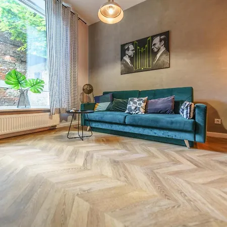 Stylish And Modern- Golden Apartment- Stare Miasto Apartment *