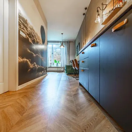 Stylish And Modern- Golden Apartment- Stare Miasto Apartment