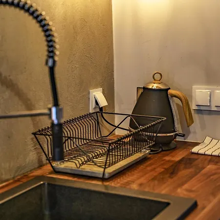 Apartment Stylish And Modern- Golden Apartment- Stare Miasto Warsaw